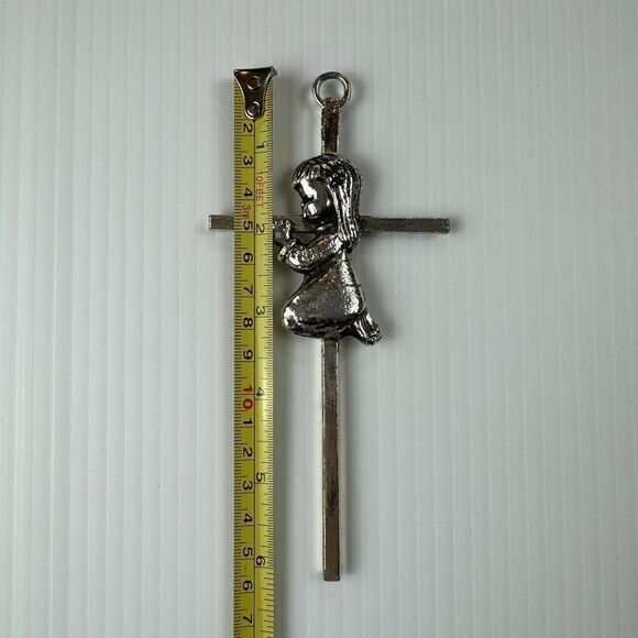 Silver Tone Hanging Nursery Wall Cross With Praying Girl On Knees 6” - Picture 3 of 13
